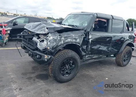 2024 Ford Bronco Black Diamond z USA, uszkodzony, nr VIN 1FMDE1BH8RLB48609